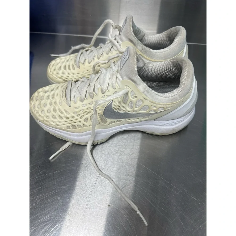 Size 7.5‎ Nike Zoom Cage 3 Tennis
